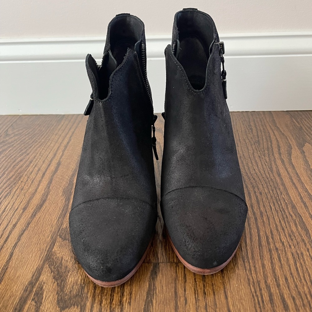 Rag and bone boots black worn for a few hours